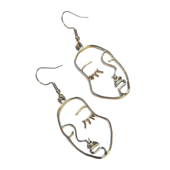 Handcrafted Abstract Face Earring - Picture 2 of 4